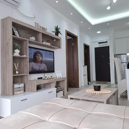 Kamelia Apartment